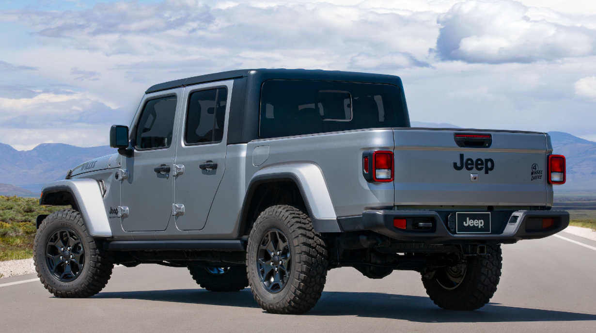 2024 Jeep Gladiator Back View