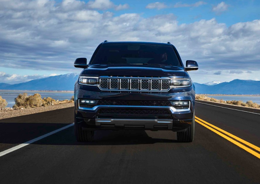 2024 Jeep Wagoneer Front View