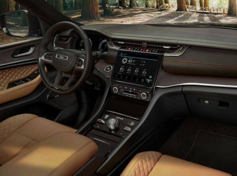 Jeep Cherokee 2025 Interior