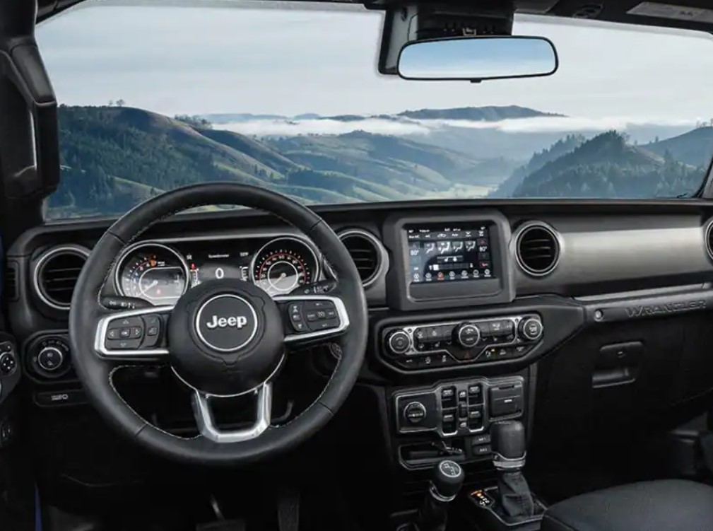 Jeep Wrangler 2025 Interior Features