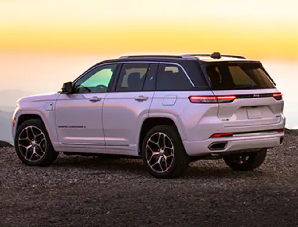 2025 Jeep Grand Cherokee Electric Back View