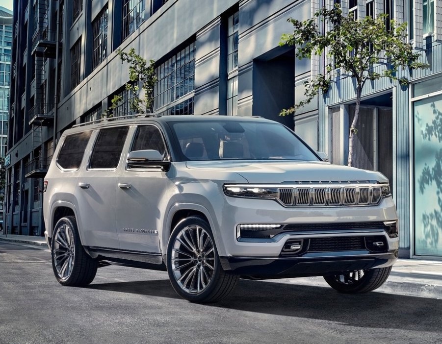 2025 Jeep Grand Wagoneer EV Front View