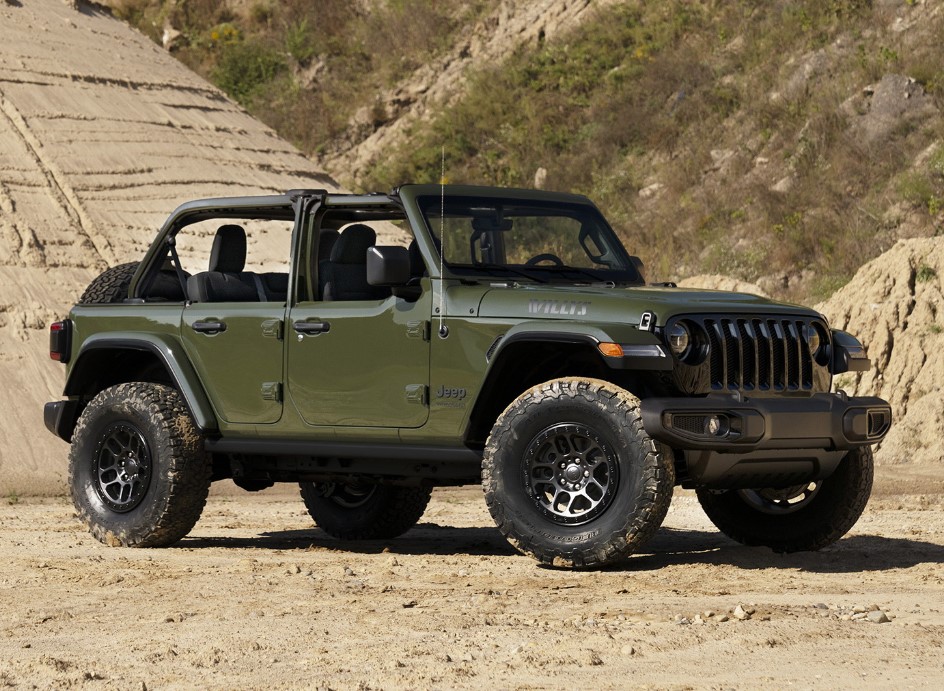 2025 Jeep Wrangler Willys Front View